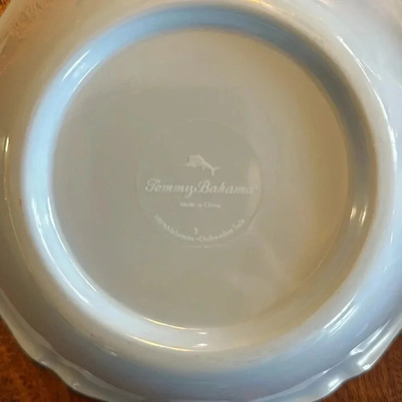 Tommy Bahama melamine cereal/salad bowls - Picture 4 of 8
